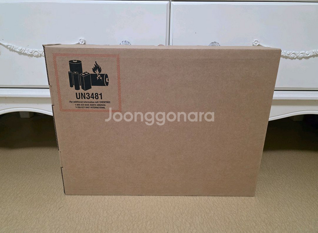 미개봉 맥북 에어 15 M2 미드나이트 (16/256)--1