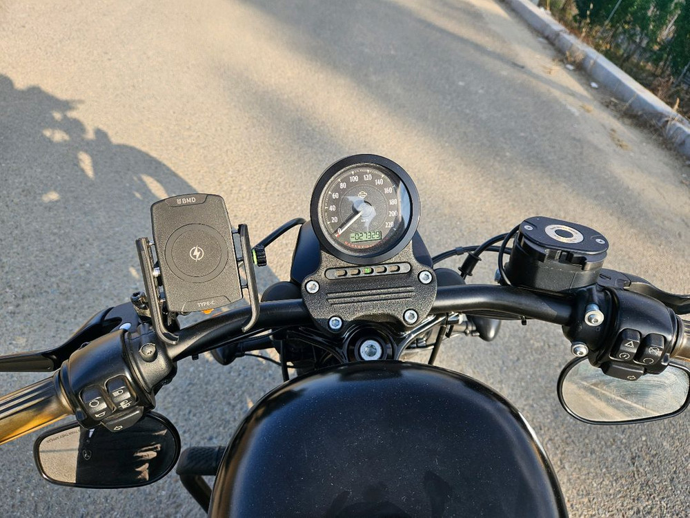 할리데이비슨아이언883/18년식/2만키로/950만원--8