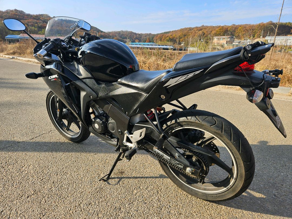 혼다CBR125/14년식/1만키로/140만원/2채널블박 이미지