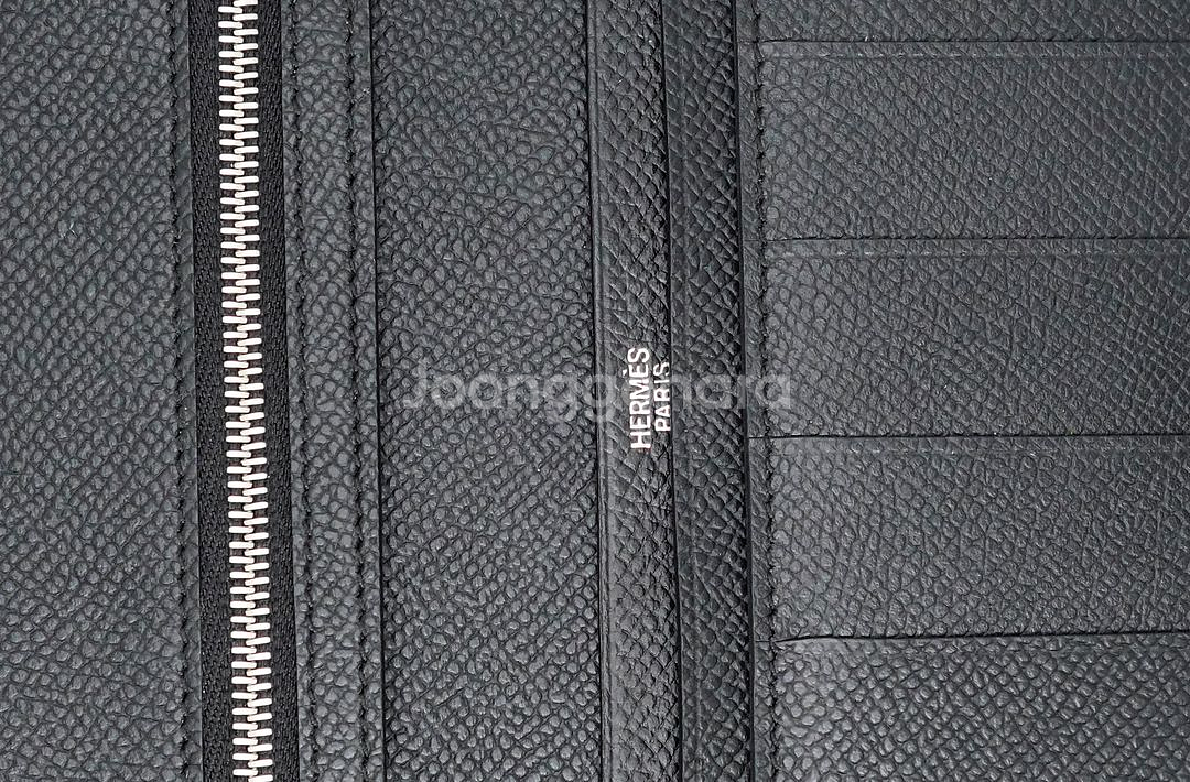 에르메스 베안 소플렛 블랙컬러 앱송 은장 장지갑 G 각인 카드포켓 5개--5