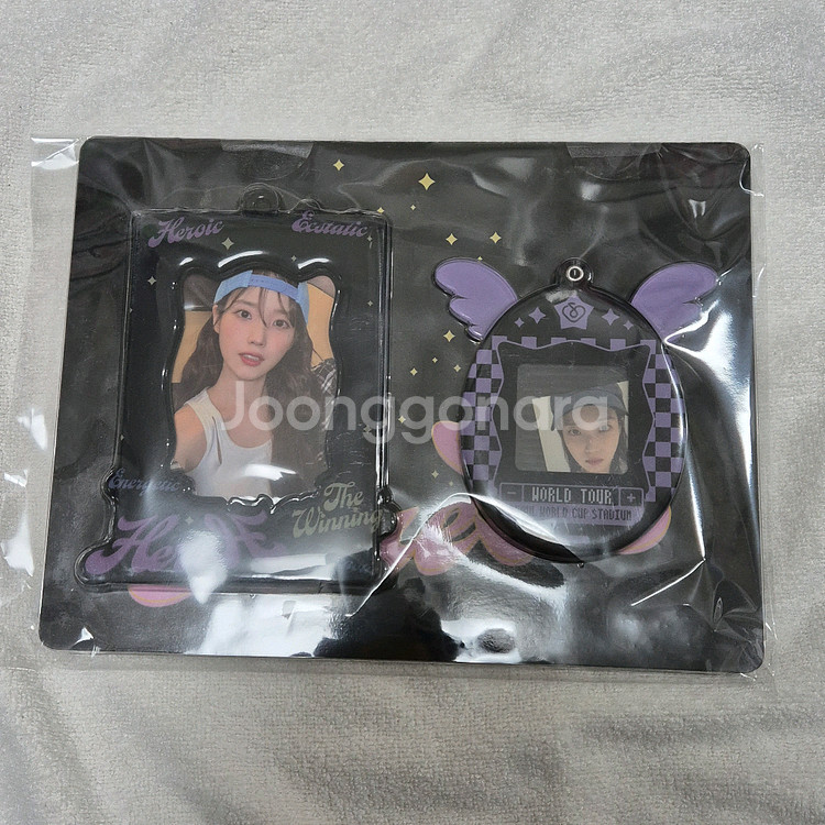 아이유 더위닝, 헐콘 md 굿즈 카드홀더/틴케이스 스티커/포토카드--0