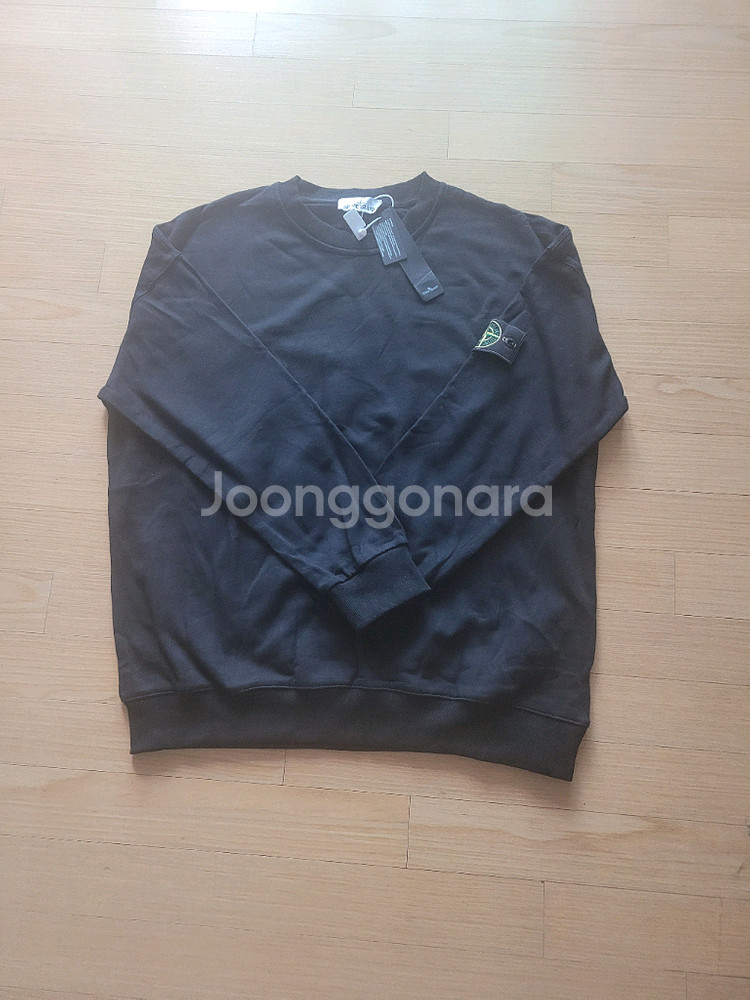 스톤아일랜드 맨투맨 L--0