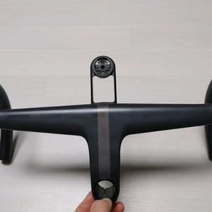 A급))파스포츠 F1 스템 일체형 카본 로드 핸들바 자전거 드롭바 40미리 +속도계 마운트 팝니다.택포 22만