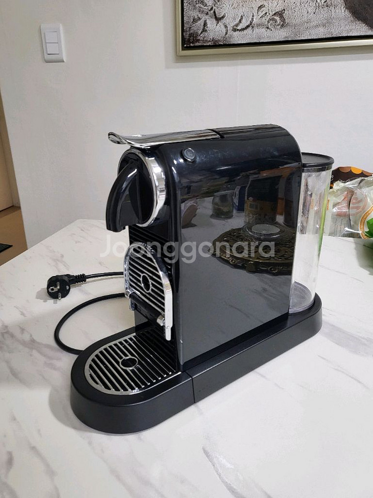 네스프레소 커피머신--0
