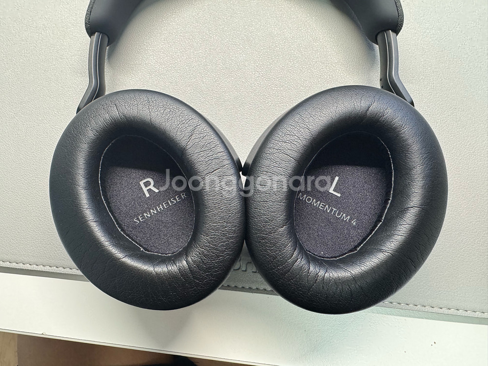 젠하이저 모멘텀4 무선 헤드폰--8