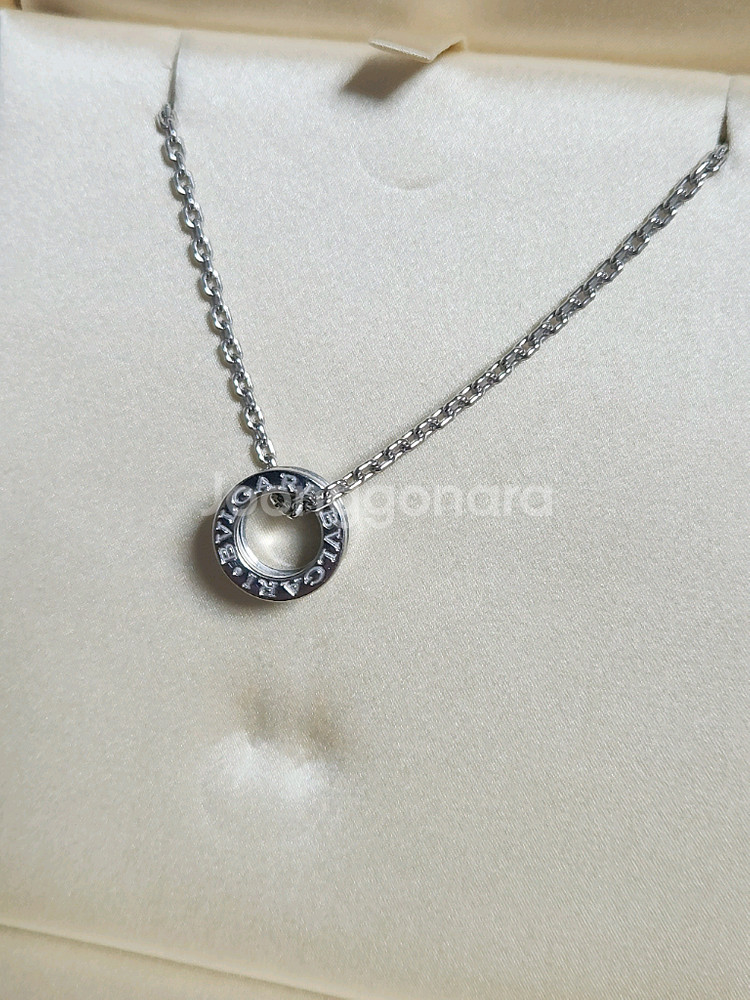 불가리 비제로원 화이트골드 목걸이--2