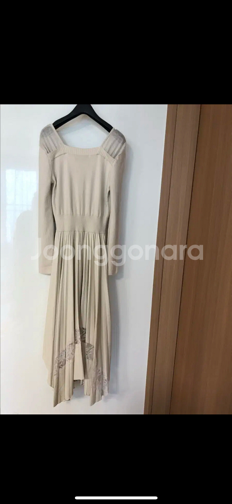 에고이스트 21년 페이크 에코 비건 가죽 EGOIST 레더 플리츠 원피스--5