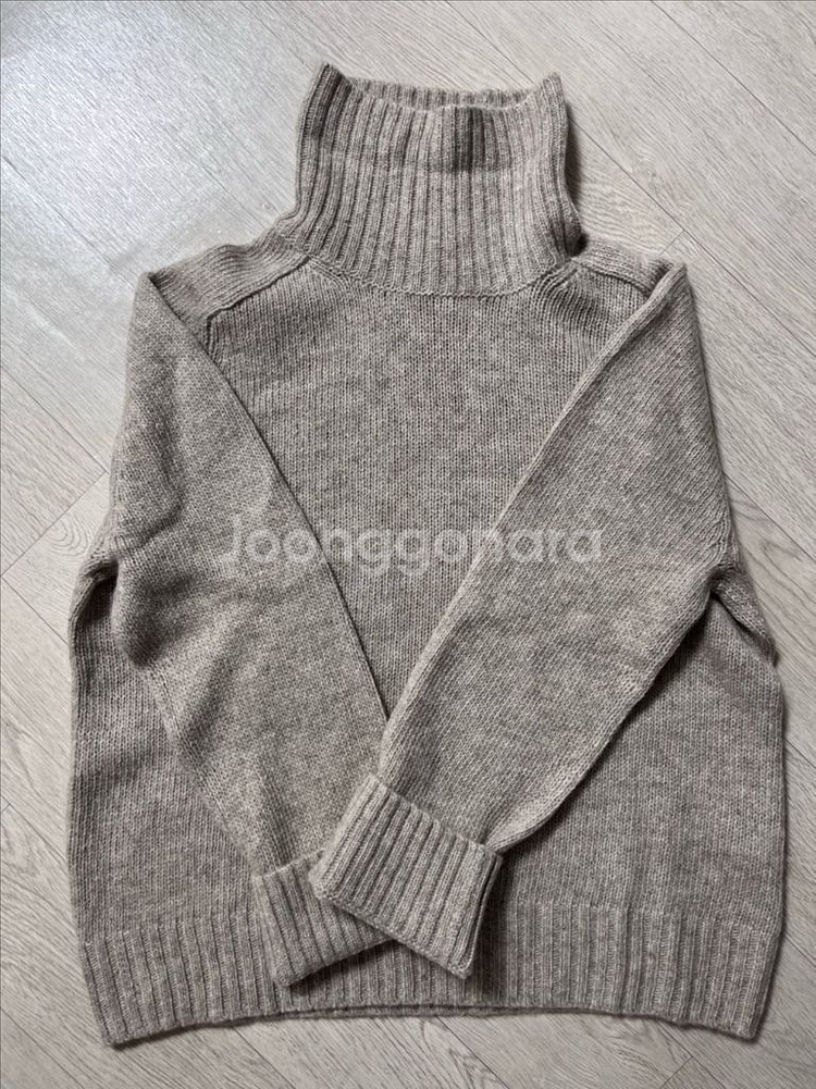 (새상품)울100 셀린니트 터틀넥니트 고비 더캐시미어--0