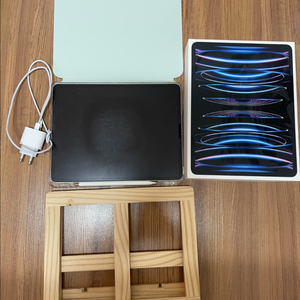 아이패드 프로 6세대 12.9(m2) 128g +펜슬