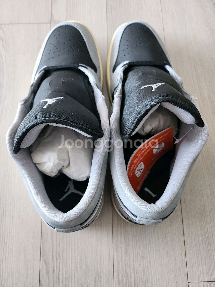 나이키 에어조던1 로우 스모크그레이 285 (HQ2010-012)--2