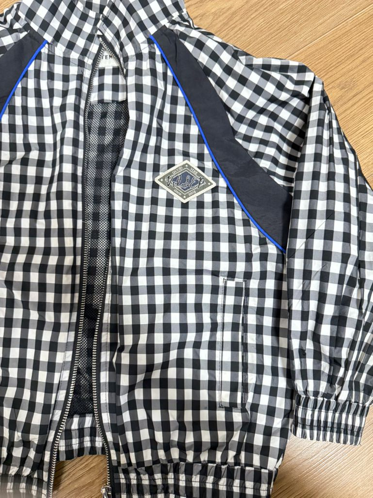 비아셉템버 바람막이 130--5