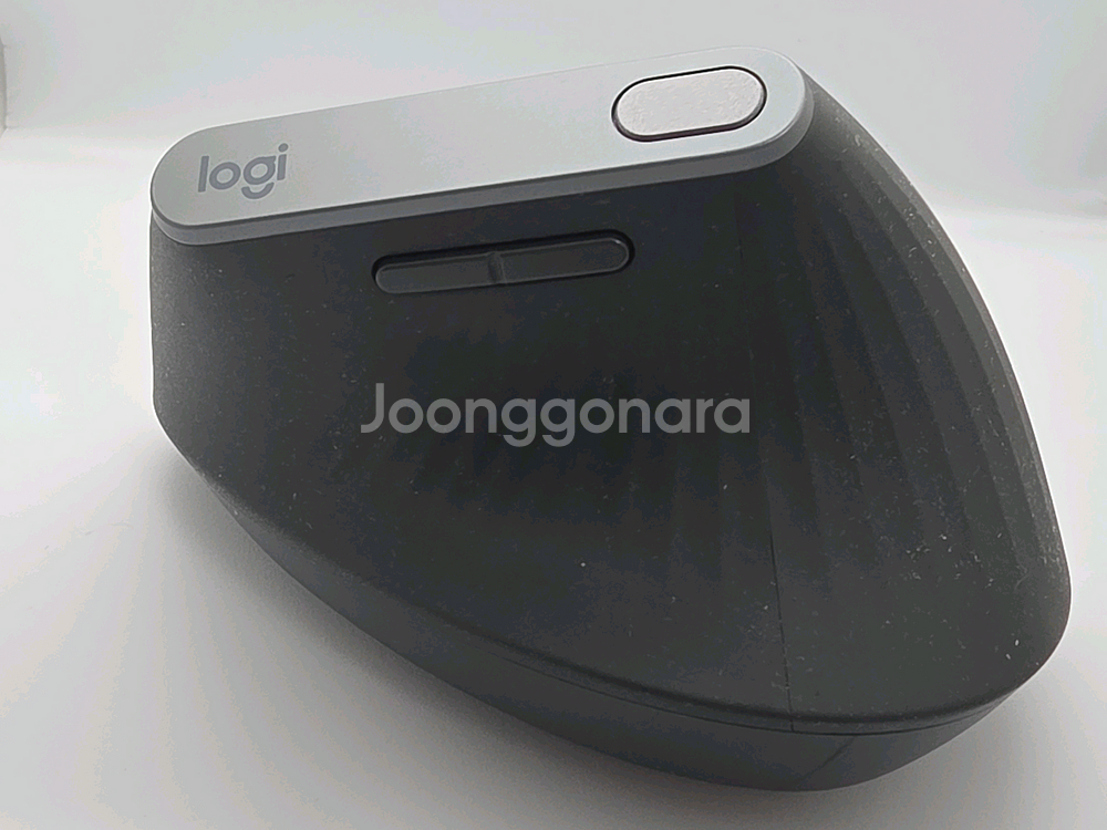 로지텍 MX VERTICAL 마우스 판매합니다--3