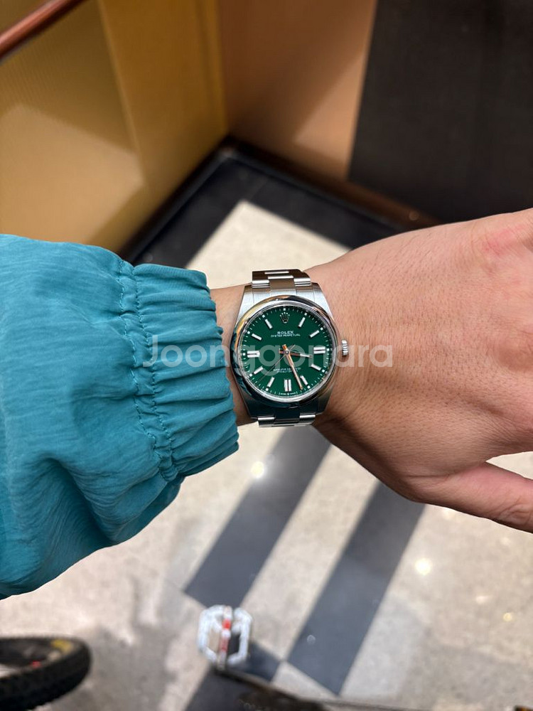 롤렉스 오이스터 퍼페츄얼 오피41 그린--0