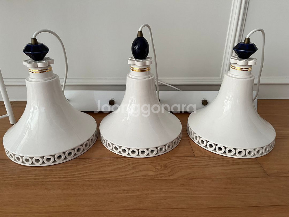 엔제이라이팅 NJ 조명 세라문글로리 3구, 5등 일자 스틸 세라믹 도자기 팬던트등 팝니다. 인테리어--0