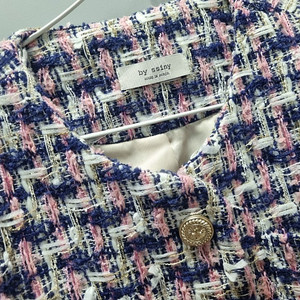 바이씨니 로마 트위드 네이비색상