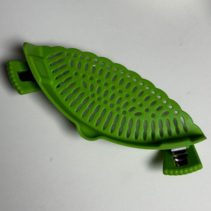 실리콘 클립 채반 스트레이너 소쿠리 냄비 부착 파스타 스파게티