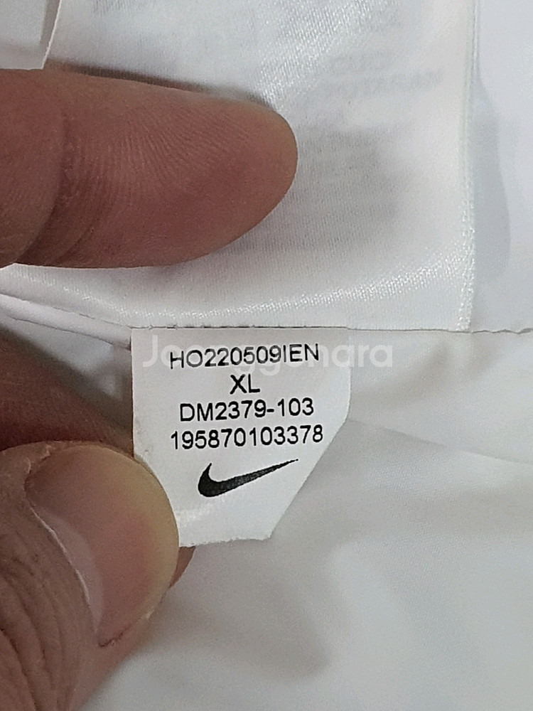 NIKE 나이키 캐주얼 쓰리톤 후드 패딩--9