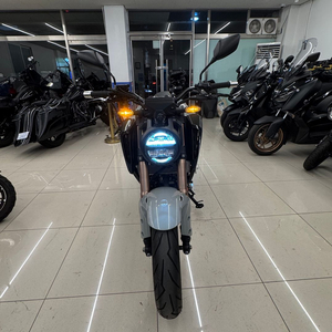 cb125r 22년식 빠르게빼봅니다