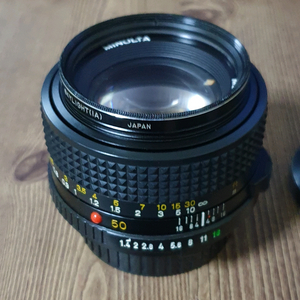 미놀타 MD 50mm F1.4 렌즈