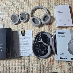 소니 블루투스 헤드셋 wh-1000xm4(박스, 케이스 포함, 이어패드 교체완료) 소리 주의