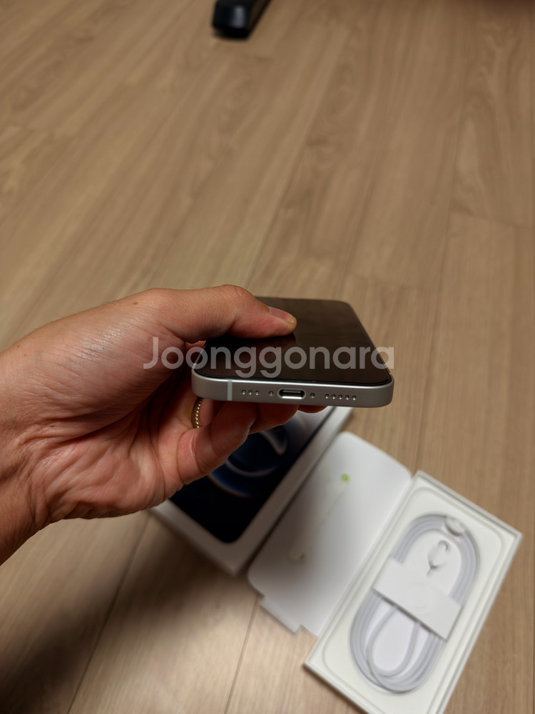 아이폰 16e 128GB--3