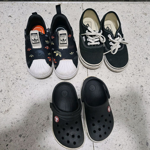 유아 신발 운동화 아디다스, 반스, 크록스 (사이즈150~155)