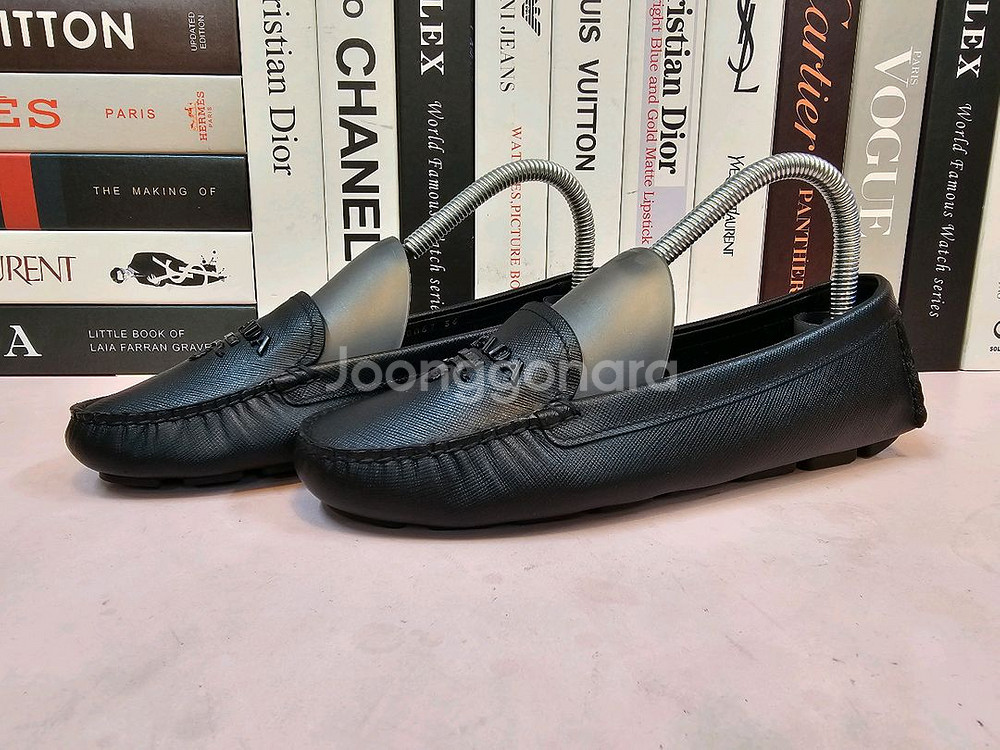 프라다 여성 스니커즈 드라이빙 슈즈 230--0