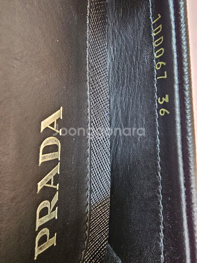 프라다 여성 스니커즈 드라이빙 슈즈 230--6