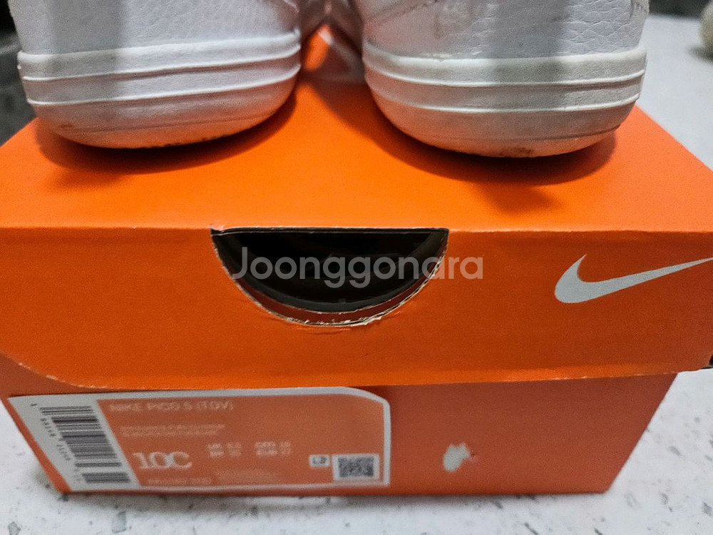 나이키 흰색 아동 운동화 160사이즈--1