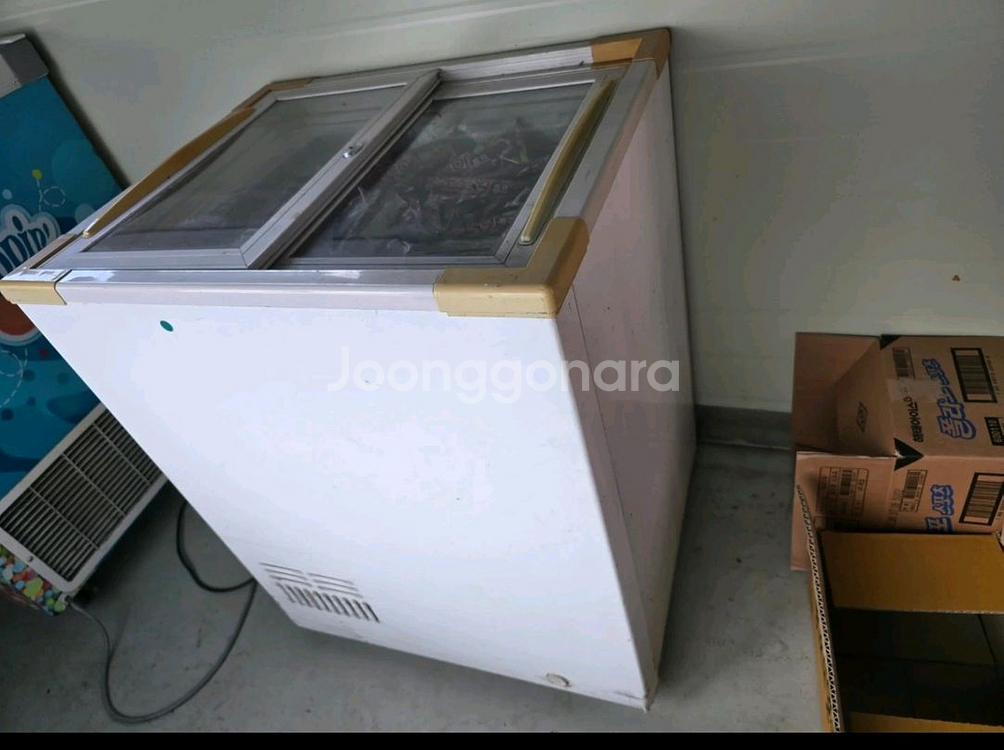 고장난 냉동고 150L--0