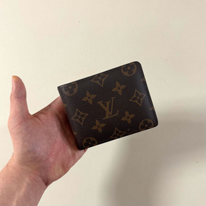 루이비통 모노그램 반지갑