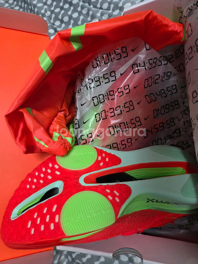 알파플라이3 275사이즈--1