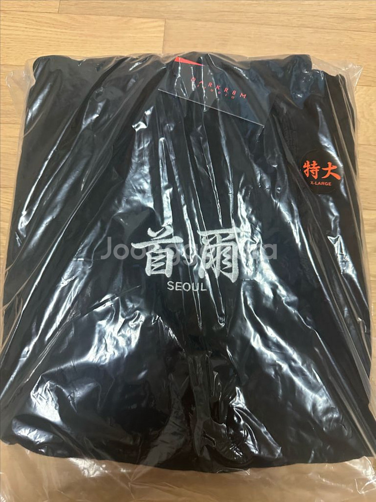 다크룸스튜디오 후드티XL 새상품 미개봉 팝니다--0