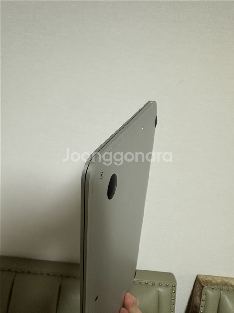 [12] 맥북 에어 M1 실버 256기가 판매!!--2