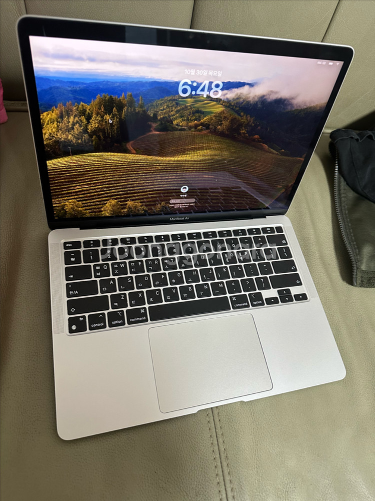 [12] 맥북 에어 M1 실버 256기가 판매!!--4