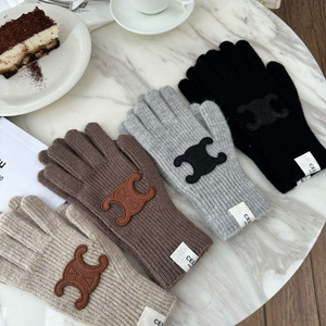 셀린느 울 장갑 새상품