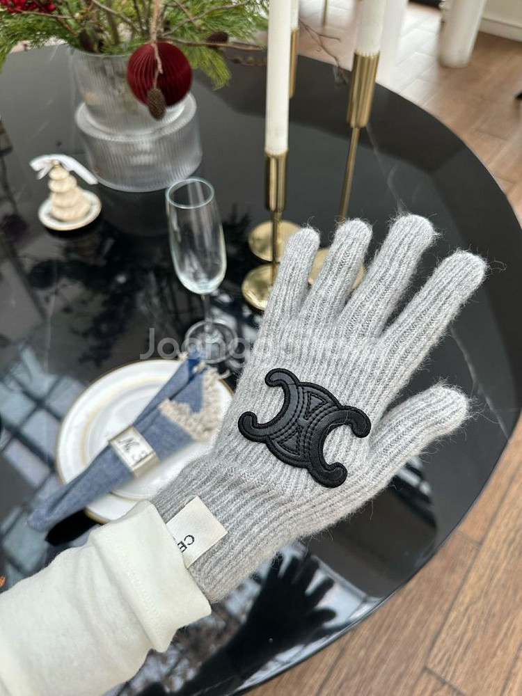 셀린느 울 장갑 새상품--6