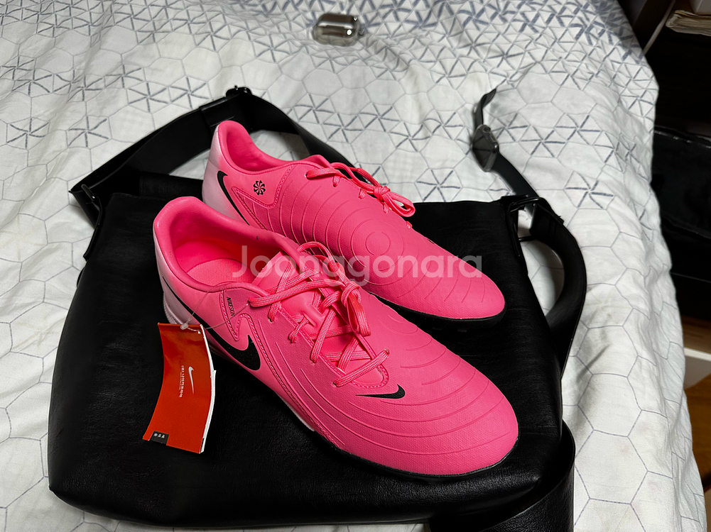 1. 나이키 팬텀GX2 아카데미 TF FJ2577-60--4