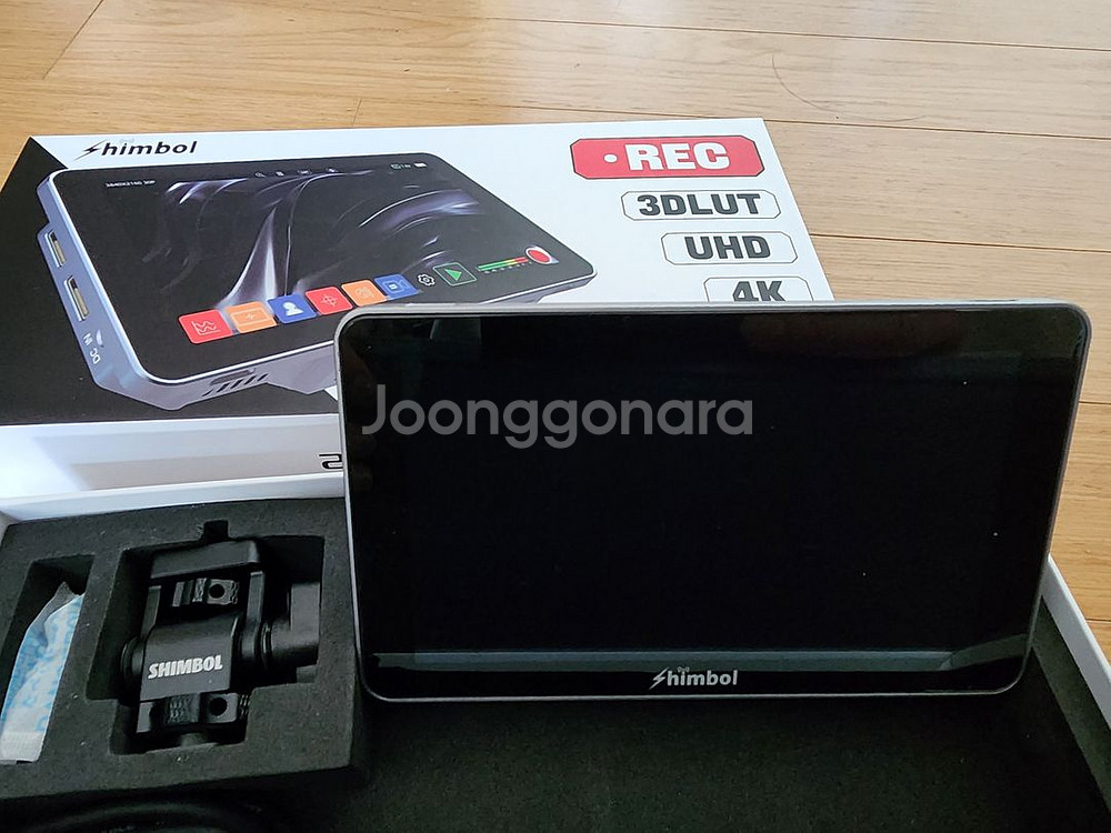 심볼 모니터 Shimbol Memory I 5.5인치 리얼타임 레코딩 모니터 판매합니다.--0