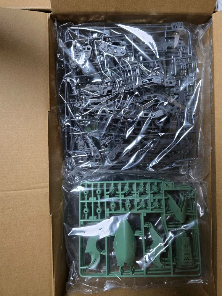 아극서사(솔로몬)1/100 크샤트리아--1