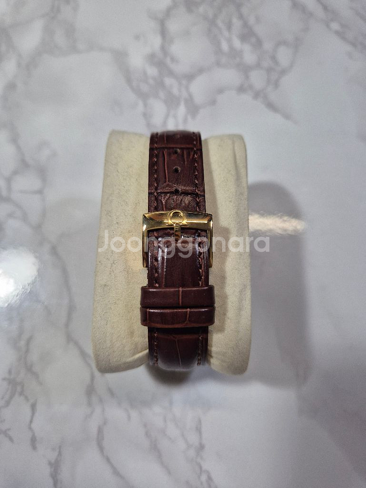 오메가 드빌 탱크 18K 시계--3