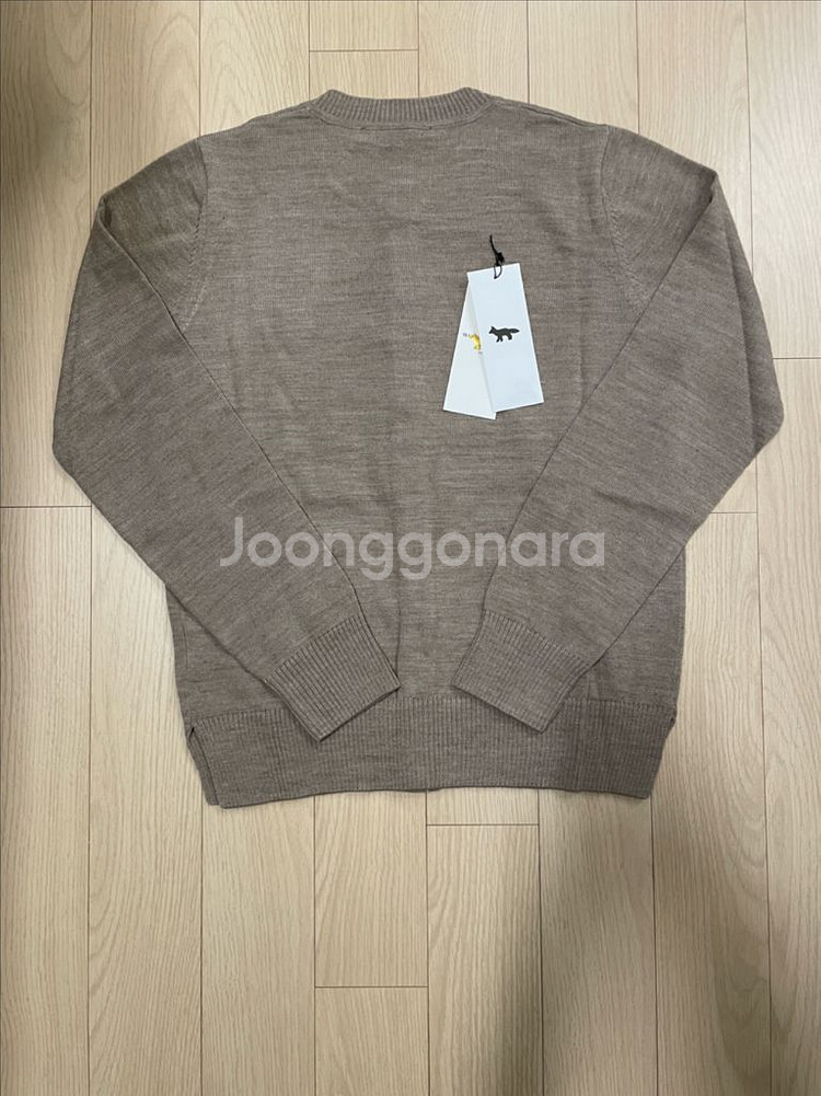 [거의 새제품] 메종키츠네 싱글폭스 가디건 여자 베이지 M 택포 21.5--1