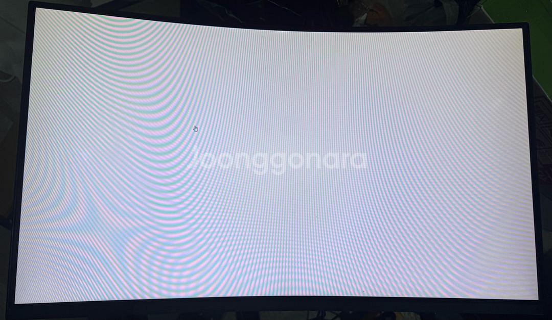 32인치 커브드 모니터 TFG32F16V--1