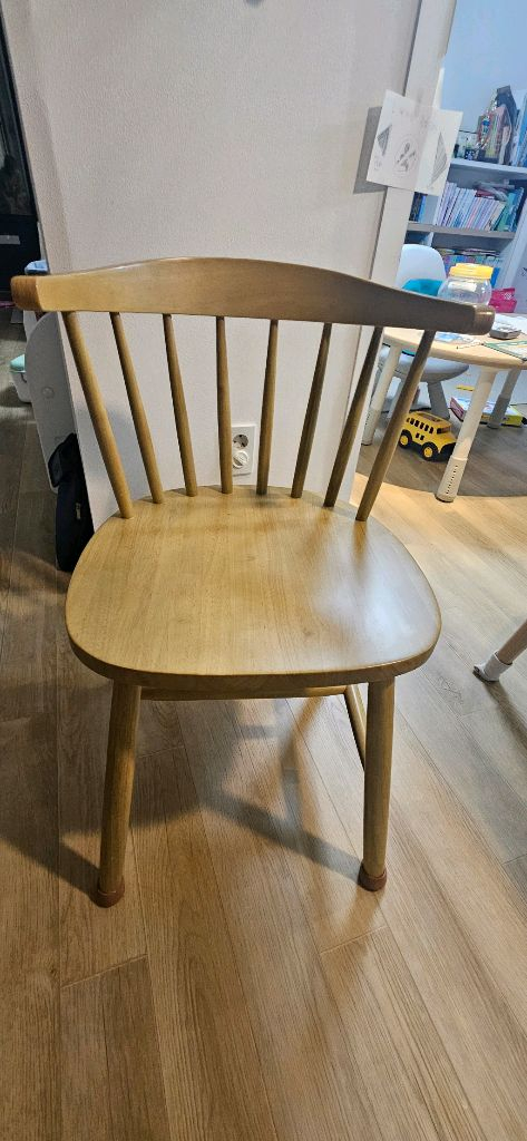 리바트 레도바 원형 세라믹 6인 식탁 의자 세트 이미지