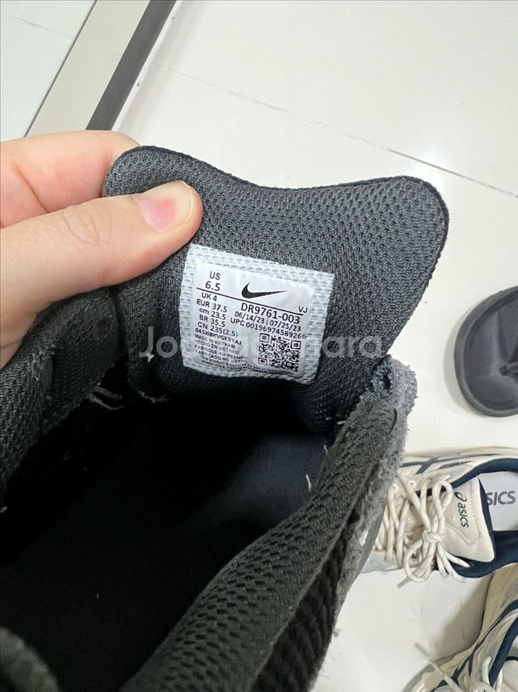 나이키 테크헤라 블랙 235--6