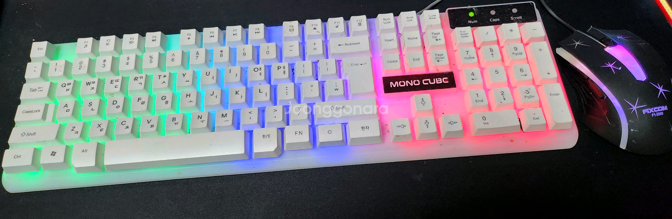 인텔 i3 9100F +UMN MX40F 40인치 4K TV+RX560+키보드+마우스등 풀패키지--1