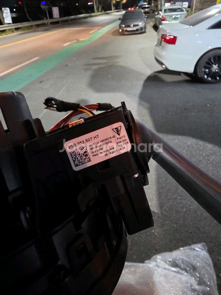 카이엔 958.2 클락스프링 스티어링칼럼 팝니다.--1