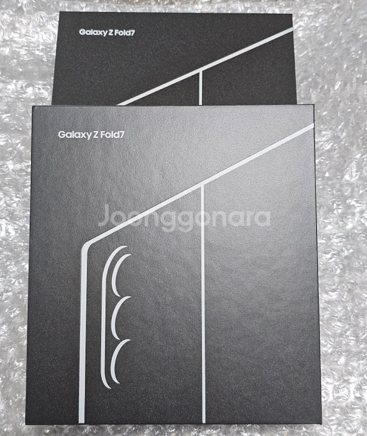 갤럭시 Z 폴드7 미개봉 256Gb 블랙색상 자급제--0