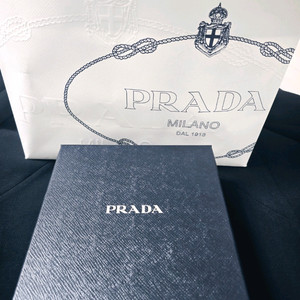 프라다 아우라 체인 목걸이