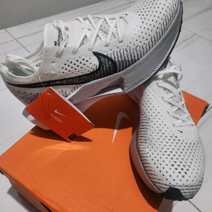 나이키 베이퍼플라이 255